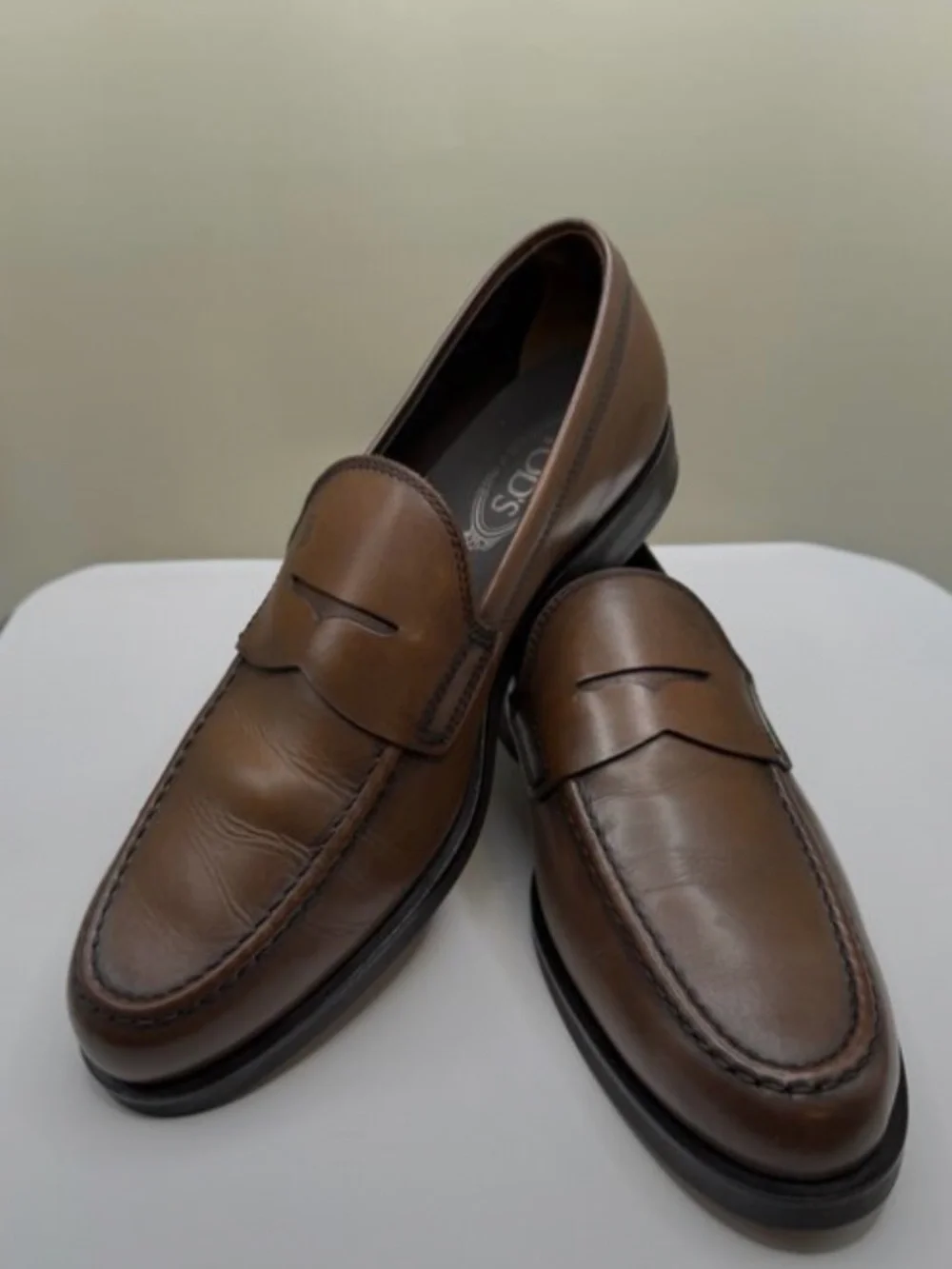 Tod's Men's Penny loafers Sz 9  cacao brown leather MSRP $1150